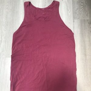 Lululemon tank